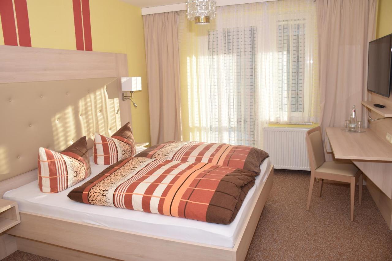 Marschalls Hotel Am Rennsteig نويهاوس آم رنفيغ المظهر الخارجي الصورة
